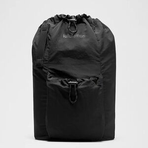 Lululemon NEW 2-in-1 Convertible Backpack 21L